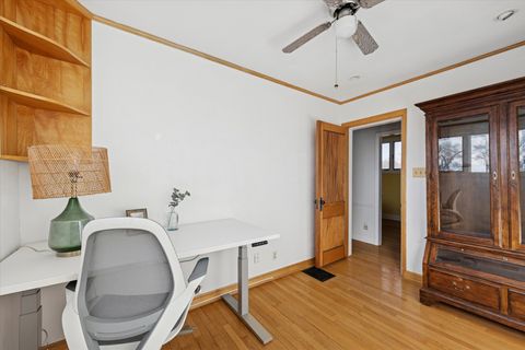 Tiny photo for 275 W North Avenue, Elmhurst, IL 60126 (MLS # 12623649)