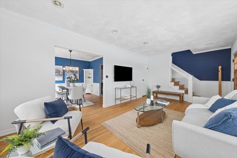 Tiny photo for 275 W North Avenue, Elmhurst, IL 60126 (MLS # 12623649)