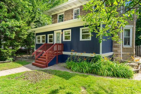 MLS: 12498476