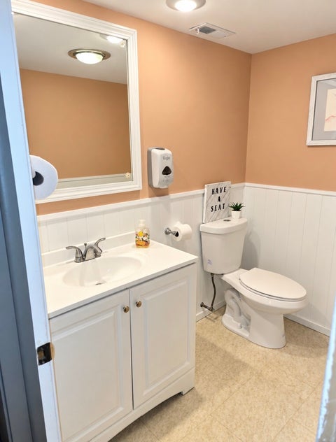 Tiny photo for 203 N Kenilworth Avenue #4F, Oak Park, IL 60302 (MLS # 12758617)