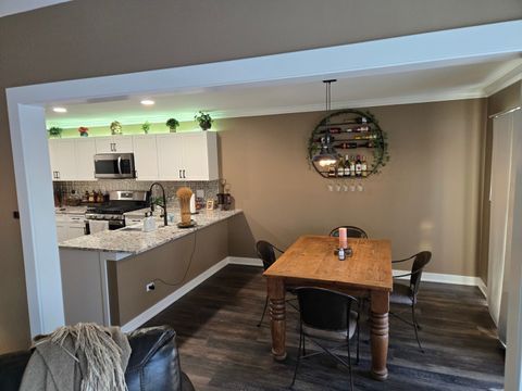 Tiny photo for 927 Treeline Court, Lockport, IL 60441 (MLS # 12686719)