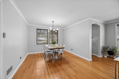 Tiny photo for 1260 Portsmouth Avenue, Westchester, IL 60154 (MLS # 12671203)