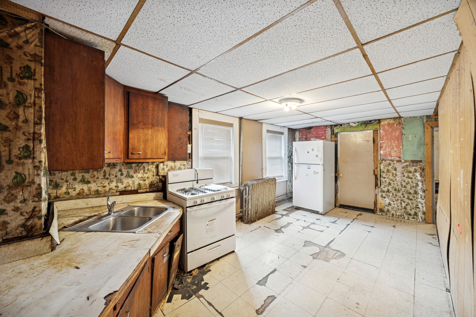 1402 S Komensky Avenue