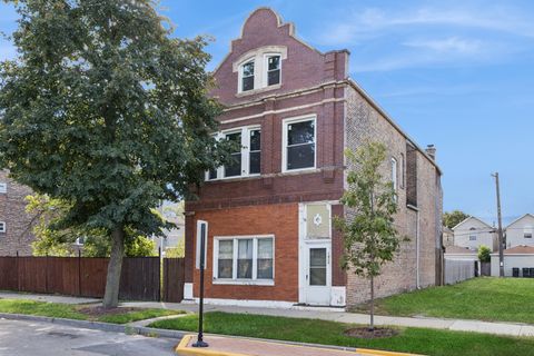 1402 S Komensky Avenue Chicago IL 60623