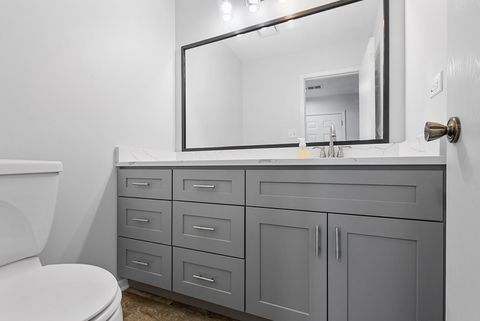 Tiny photo for 7024 Olde Gatehouse Road, Tinley Park, IL 60477 (MLS # 12510974)