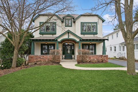 1261 Edgewood Road Lake Forest IL 60045