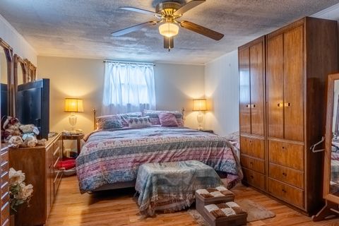 Tiny photo for 1412 Holly Street, Centralia, IL 62801 (MLS # 12670432)