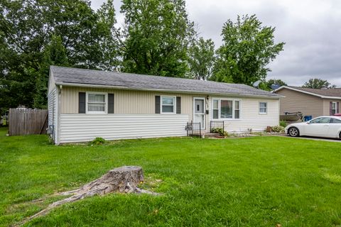 Photo of 1412 Holly Street, Centralia, IL 62801 (MLS # 12670432)