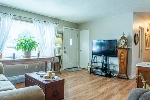 Tiny photo for 1412 Holly Street, Centralia, IL 62801 (MLS # 12670432)