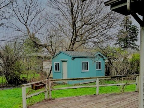 Tiny photo for 807 S Owen Street, Mount Prospect, IL 60056 (MLS # 12616384)