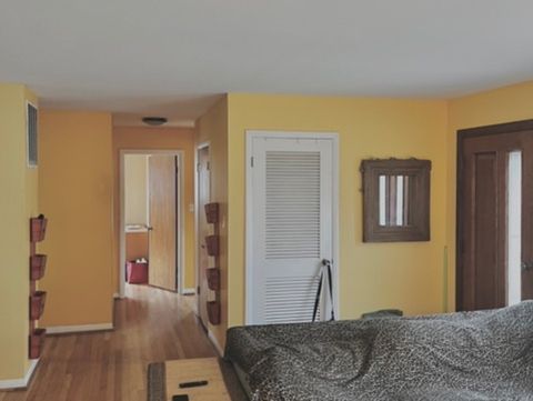 Tiny photo for 807 S Owen Street, Mount Prospect, IL 60056 (MLS # 12616384)