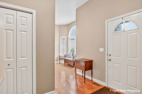 Tiny photo for 209 Geneva Lane, McHenry, IL 60051 (MLS # 12536064)