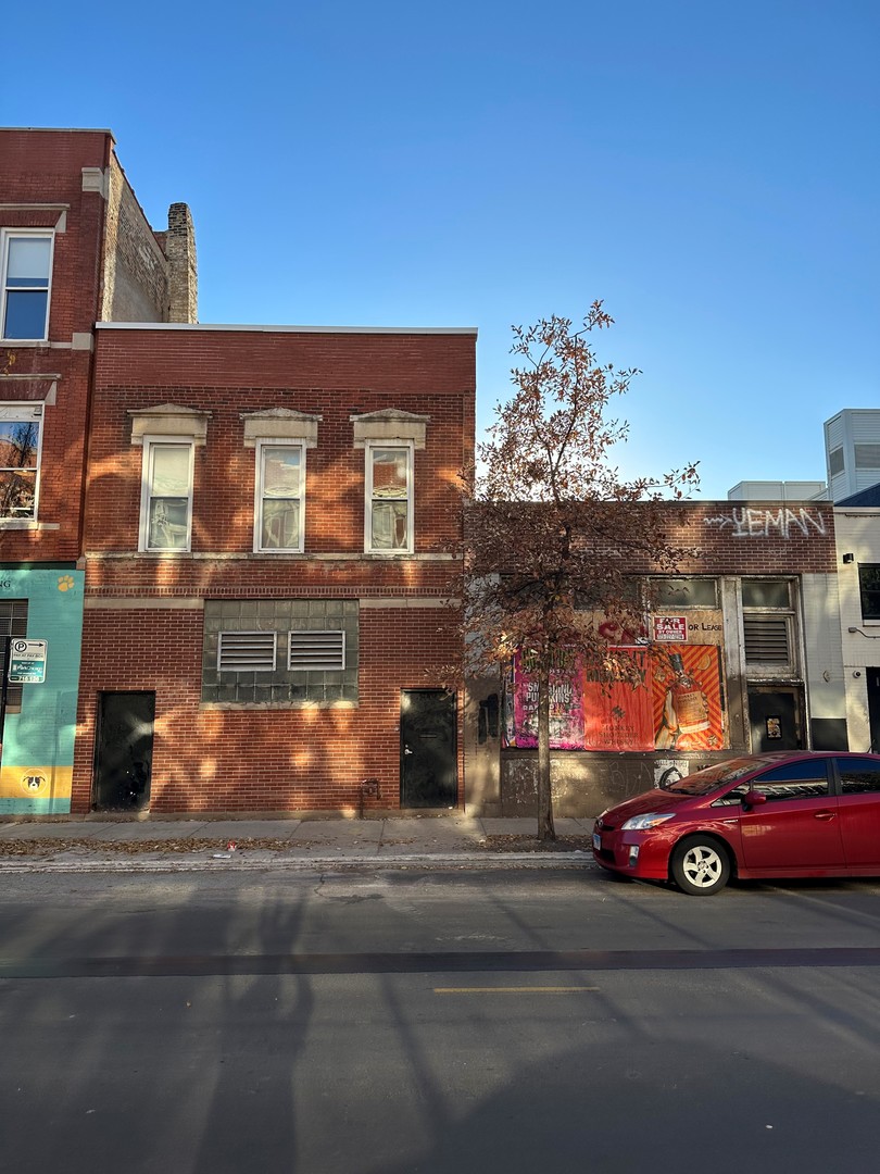 1906 N Milwaukee Avenue