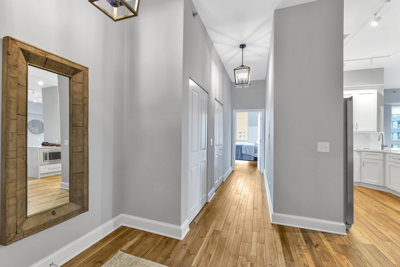 230 W Division Street 605