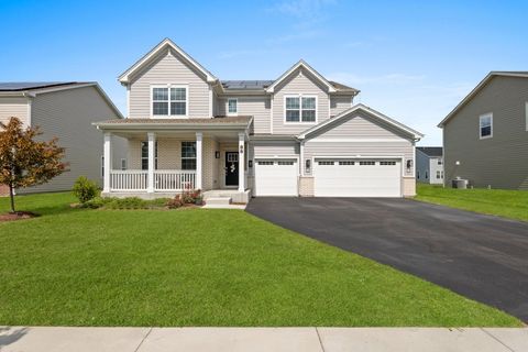 Photo of 88 HEDGEROW Drive, Elgin, IL 60124 (MLS # 12469829)