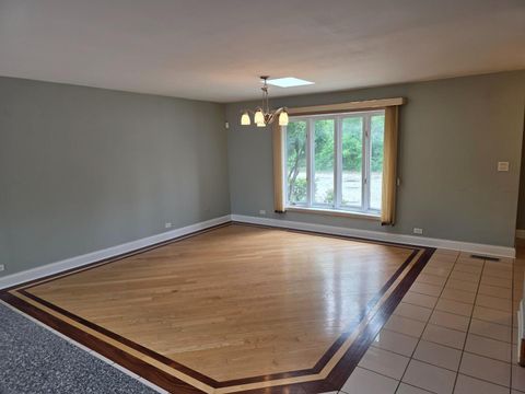 Tiny photo for 5787 N Clifford Avenue, Chicago, IL 60646 (MLS # 12653156)
