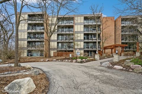 5900 Oakwood Drive 5D Lisle IL 60532