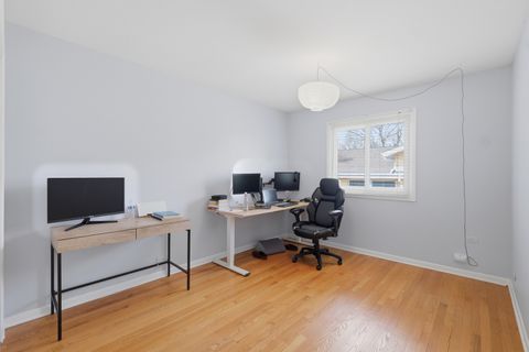 Tiny photo for 1525 N Arlington Heights Road #D, Arlington Heights, IL 60004 (MLS # 12613222)