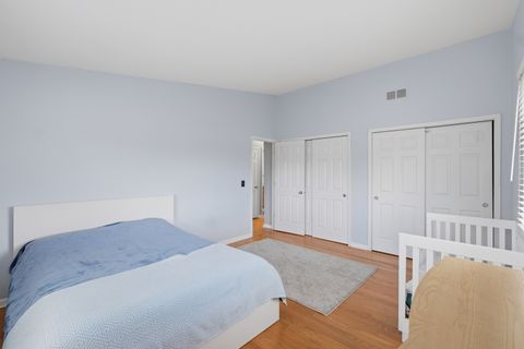 Tiny photo for 1525 N Arlington Heights Road #D, Arlington Heights, IL 60004 (MLS # 12613222)