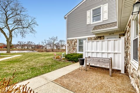 Tiny photo for 1064 Hampton Harbor #1064, Schaumburg, IL 60193 (MLS # 12591599)