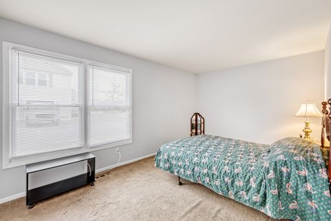 Tiny photo for 1064 Hampton Harbor #1064, Schaumburg, IL 60193 (MLS # 12591599)