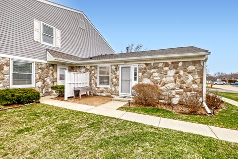 1064 Hampton Harbor 1064 Schaumburg IL 60193