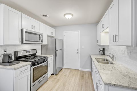 Tiny photo for 1064 Hampton Harbor #1064, Schaumburg, IL 60193 (MLS # 12591599)
