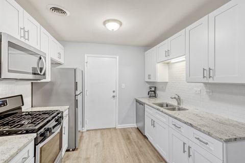 Tiny photo for 1064 Hampton Harbor #1064, Schaumburg, IL 60193 (MLS # 12591599)