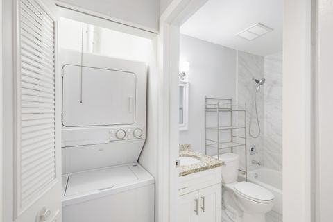 Tiny photo for 1064 Hampton Harbor #1064, Schaumburg, IL 60193 (MLS # 12591599)