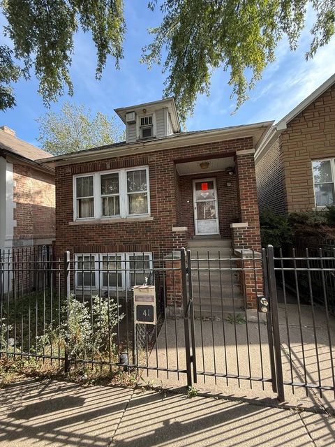 Photo of 841 N Fairfield Avenue, Chicago, IL 60622 (MLS # 12488690)