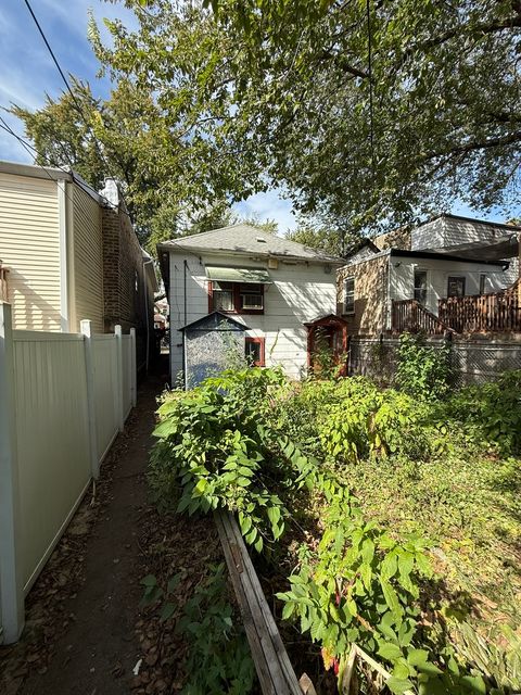 Tiny photo for 841 N Fairfield Avenue, Chicago, IL 60622 (MLS # 12488690)