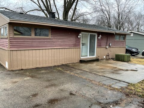 Tiny photo for 518 Tyler Drive, Carpentersville, IL 60110 (MLS # 12581701)