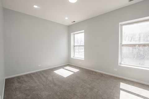 Tiny photo for 4558 S King Drive #6, Chicago, IL 60653 (MLS # 12600260)