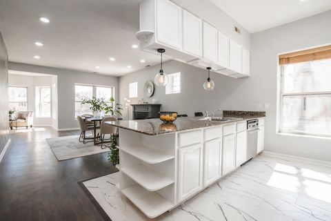 Tiny photo for 4558 S King Drive #6, Chicago, IL 60653 (MLS # 12600260)