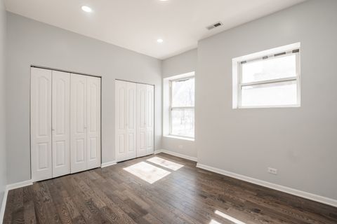 Tiny photo for 4558 S King Drive #6, Chicago, IL 60653 (MLS # 12600260)