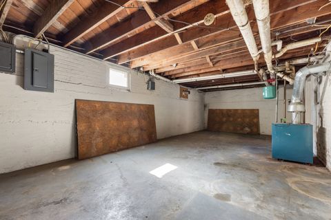 Tiny photo for 212 N Gardiner Avenue, Rockford, IL 61107 (MLS # 12592271)