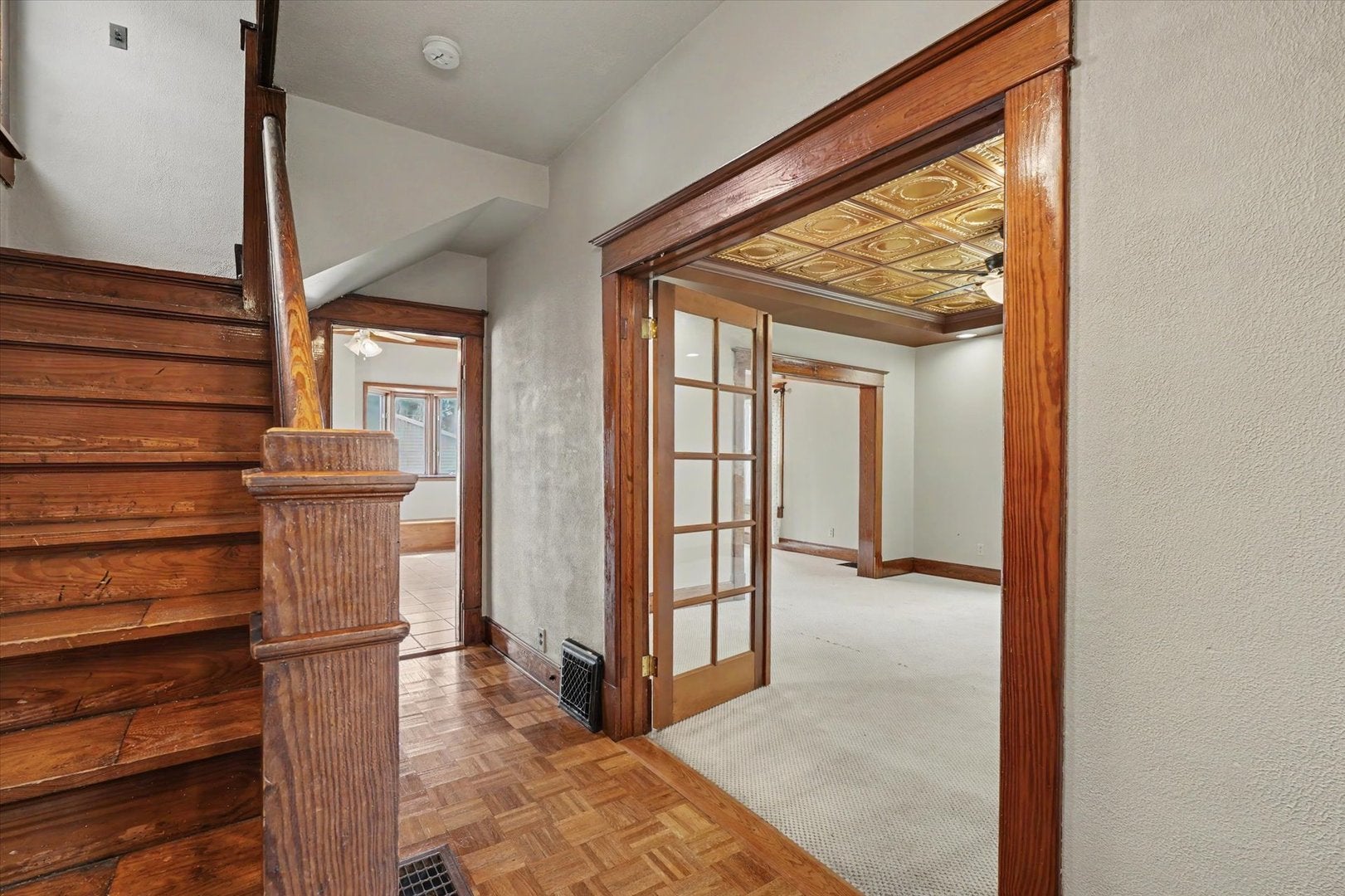 222 S Sangamon Avenue