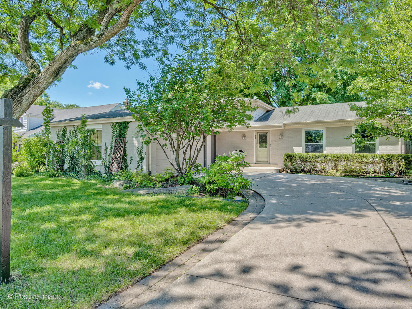 2246 Strawberry Lane