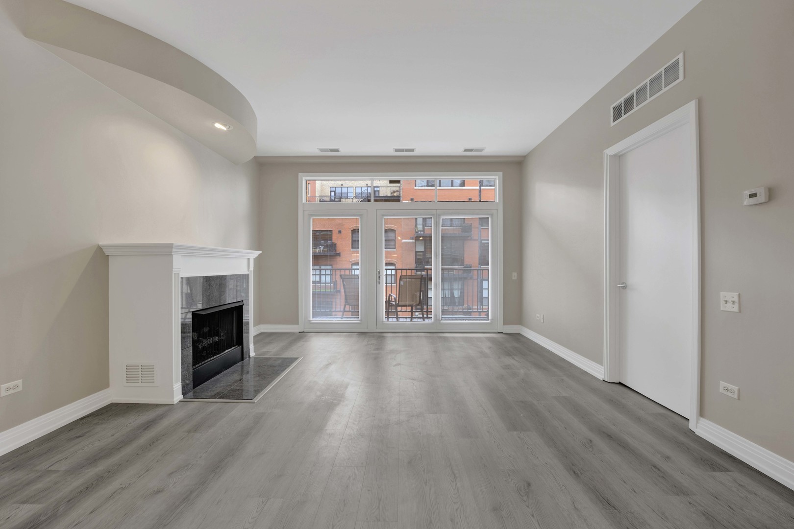550 W Fulton Street 507