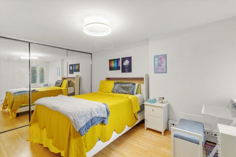 Tiny photo for 708 W Bittersweet Place #111, Chicago, IL 60613 (MLS # 12466194)