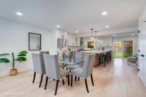 Tiny photo for 959 S Fern Avenue, Elmhurst, IL 60126 (MLS # 12634923)