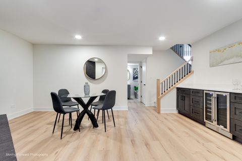 Tiny photo for 959 S Fern Avenue, Elmhurst, IL 60126 (MLS # 12634923)