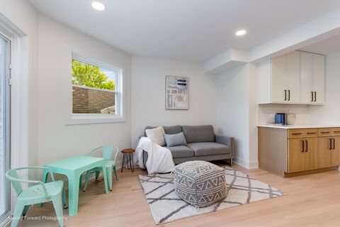 Tiny photo for 959 S Fern Avenue, Elmhurst, IL 60126 (MLS # 12634923)