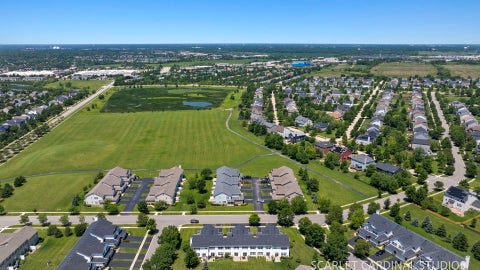 Tiny photo for 392 Bluegrass Parkway, Oswego, IL 60543 (MLS # 12699131)