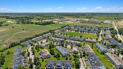 Tiny photo for 392 Bluegrass Parkway, Oswego, IL 60543 (MLS # 12699131)