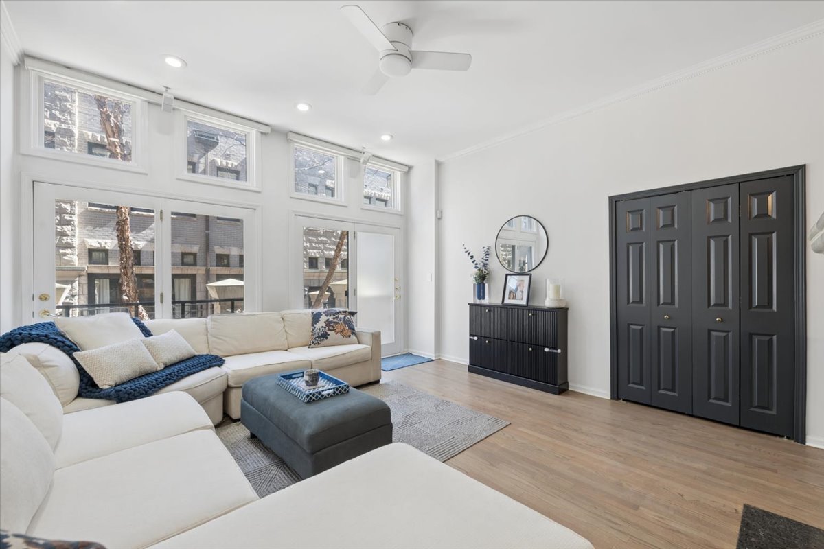 930 N Clark Street I