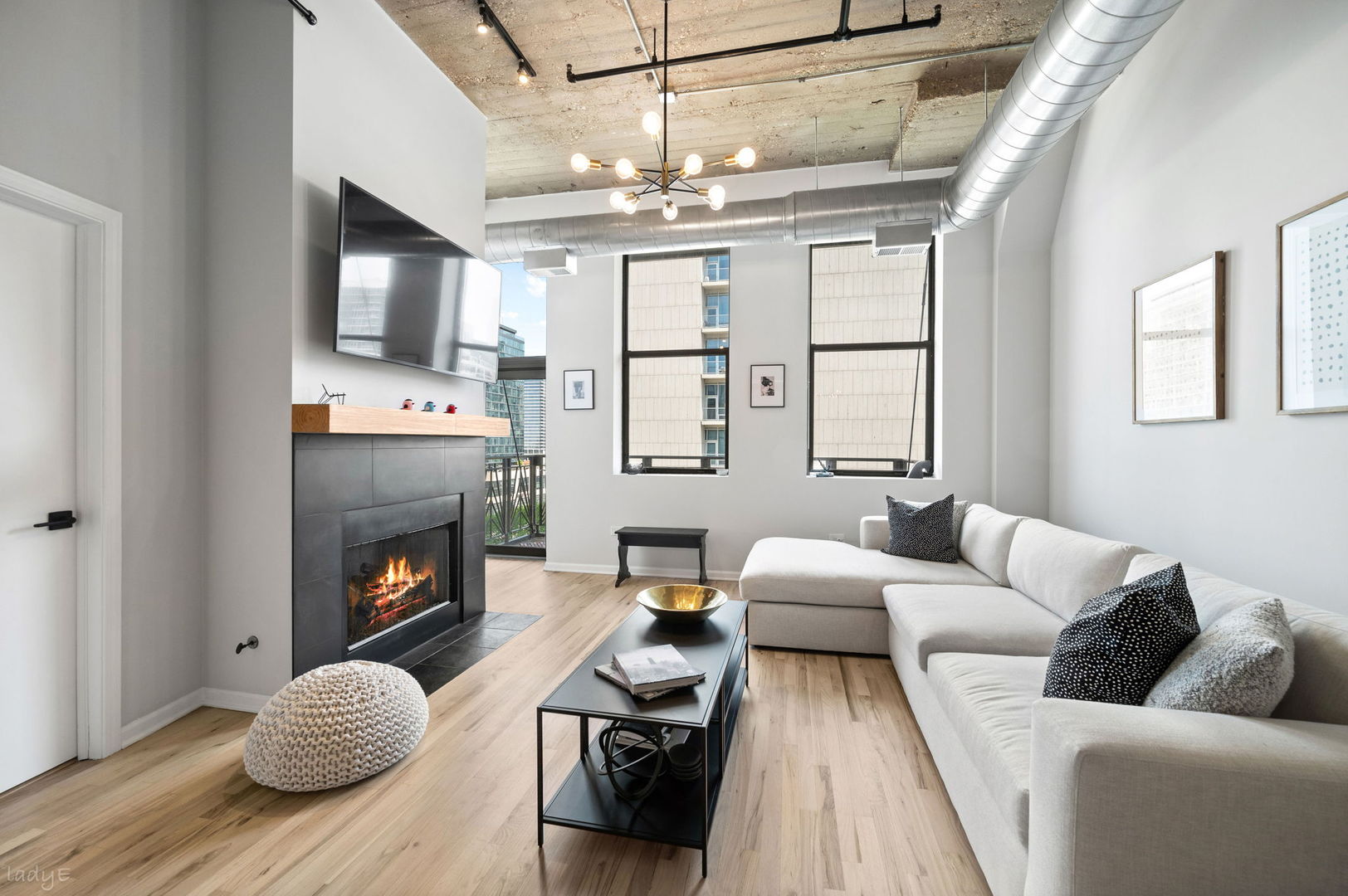 758 N Larrabee Street 620