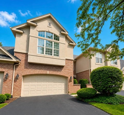 Photo of 1204 Ashbrook Court, Darien, IL 60561 (MLS # 12730235)