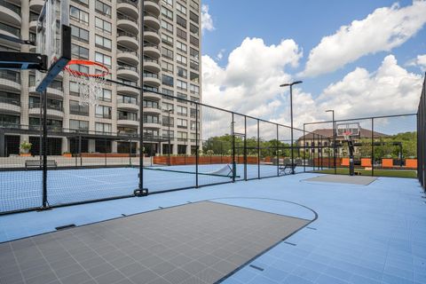Tiny photo for 2020 N Lincoln Park West PARK #38ML, Chicago, IL 60614 (MLS # 12678574)