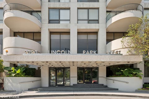 Tiny photo for 2020 N Lincoln Park West PARK #38ML, Chicago, IL 60614 (MLS # 12678574)